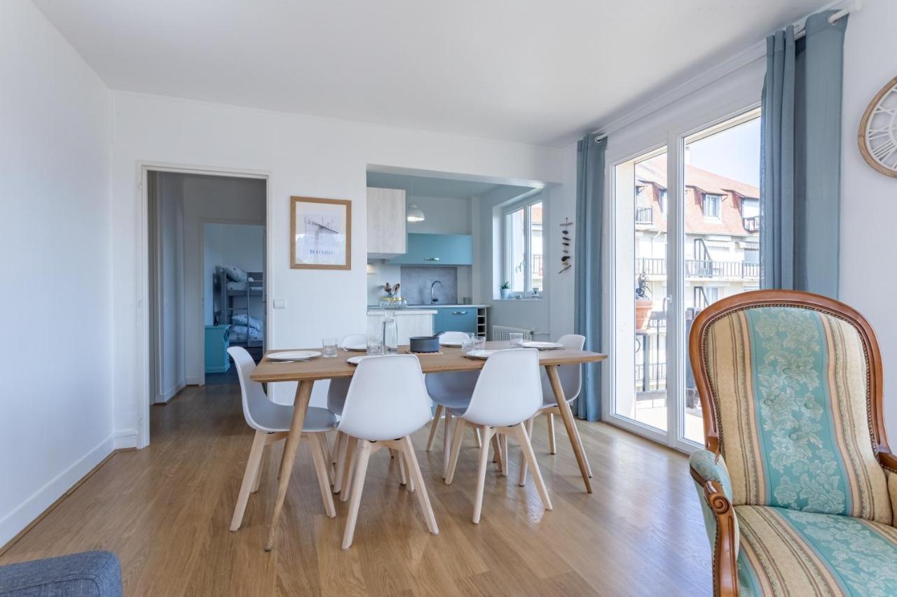 Le Carrousel - Appartement Avec Studio Attenant Довиль Экстерьер фото